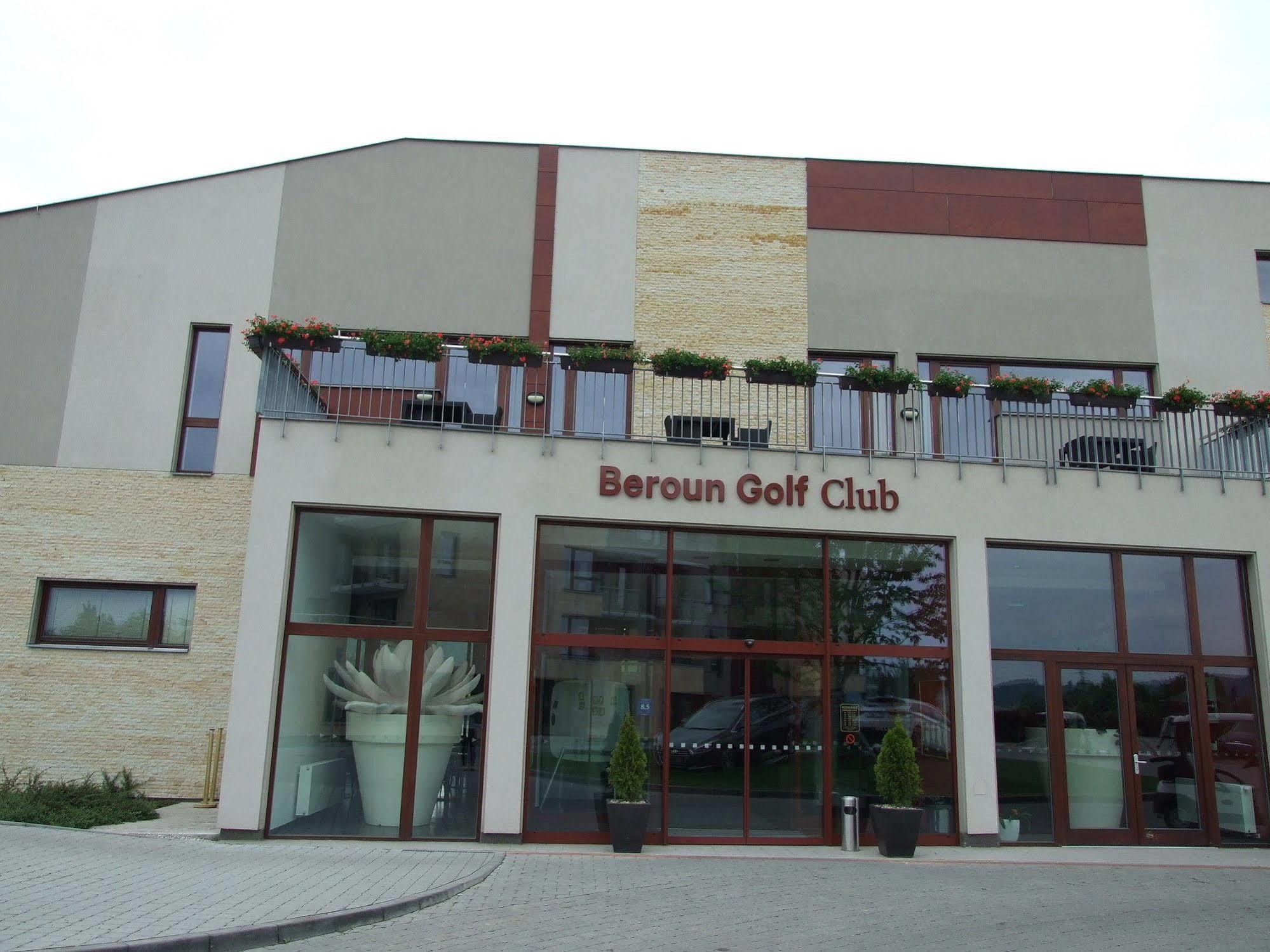 Hotel Beroun Golf Club Exterior foto